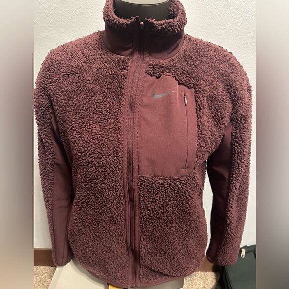 Nike Womens Small Maroon Fuzzy Fleece Full ZIP Jacket - Picture 1 of 7